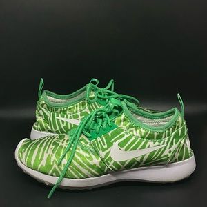 NIKE JUVENATE WOMENS SNEAKER